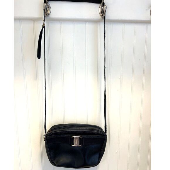 Salvatore Ferragamo Vintage Crossbody/Shoulder Bag - Picture 1 of 12
